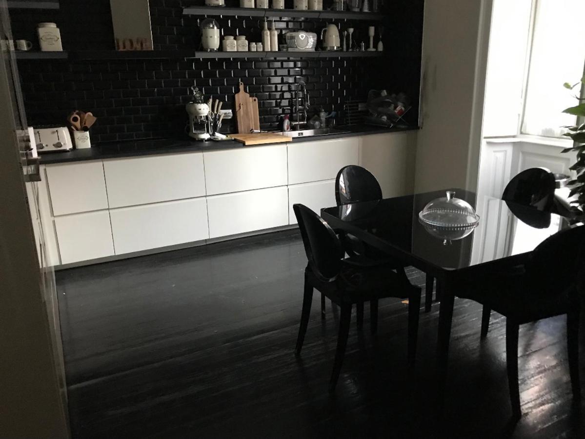 Lippi 42 Guest House Villa With Private Garden Milan Exterior photo